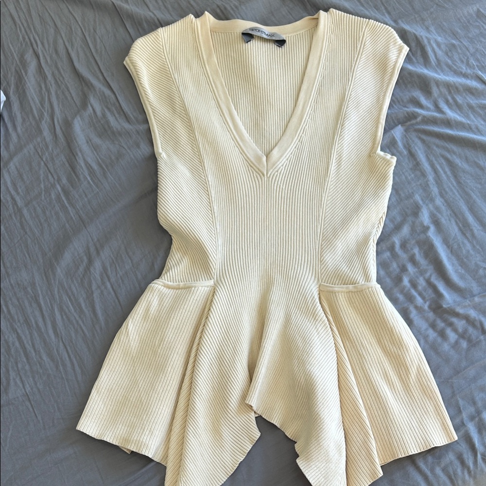 Sportmax Cream Sleeveless V-Neck Blouse